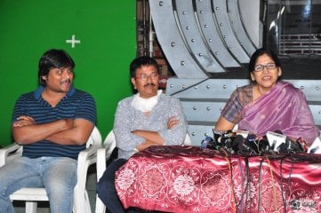 Aatadukundam-Raa-Movie-Press-Meet